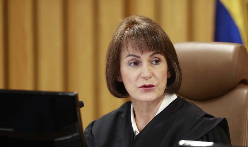 Tanque extra de mais de 200 litros garante adicional de periculosidade a motorista