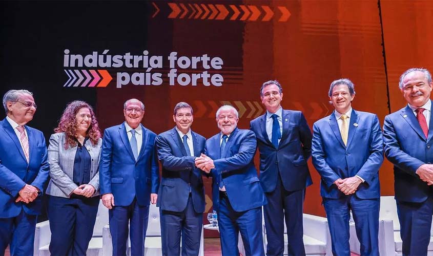 Lula acelera na estrada do desenvolvimento