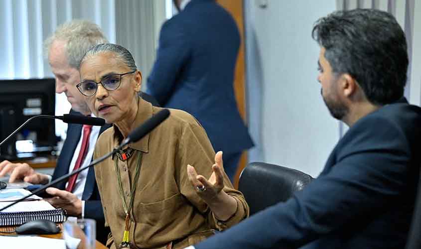 Senador Marcos Rogério tenta humilhar Marina Silva por ser mulher e é repudiado por senadoras e Ministério das Mulheres