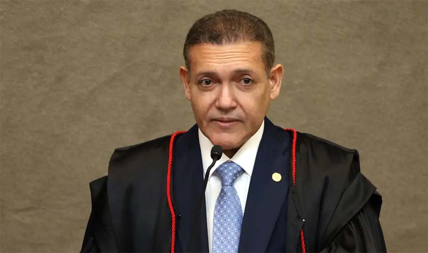 Nunes pede parecer da PGR sobre caso Bolsonaro