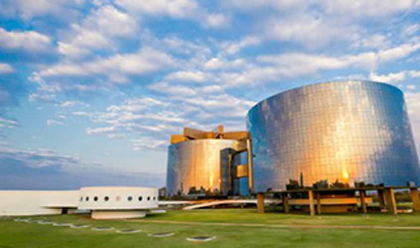 Normas de 20 estados e do DF sobre pagamento de honorários a procuradores são objeto de ações no STF