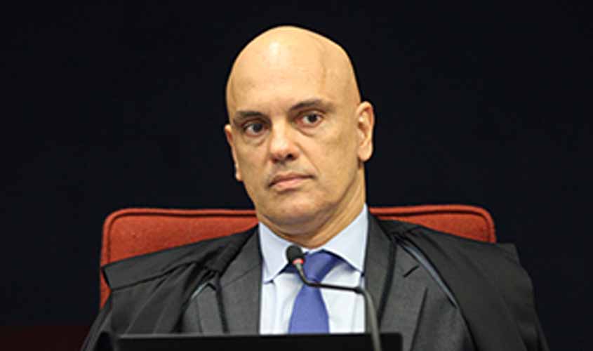 Ministro revoga decisão que autorizou viagem de férias ao senador Acir Gurgacz