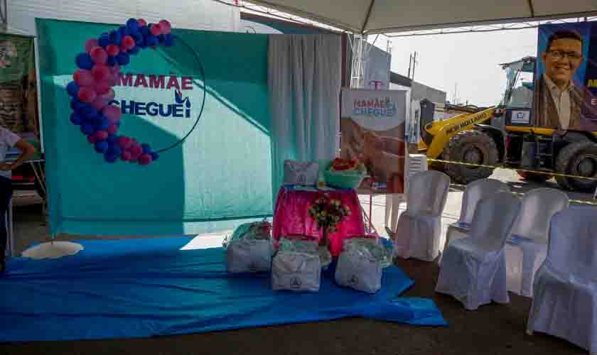 Gestantes são contempladas com kits enxoval do programa “Mamãe Cheguei”