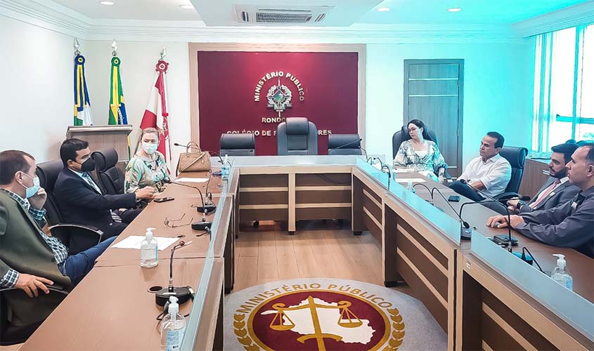 Núcleo de Apoio Eleitoral do MP se reúne com Promotores Eleitorais da Capital e com Delegados da Polícia Federal