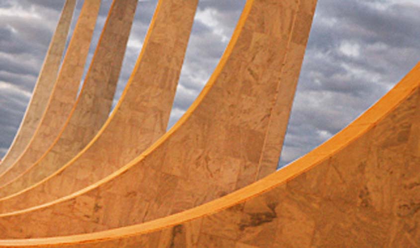 Supremo recebe denúncia contra Roberto Jefferson por incitação ao crime