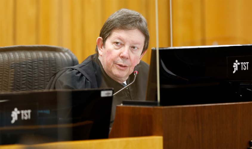 Carteiro afastado da função após cirurgia no joelho consegue aumentar pensão