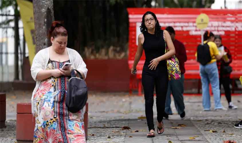 Prazo para pagar taxa de inscrição do Enem 2025 termina hoje