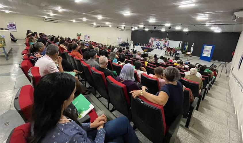 Conferência debate políticas públicas para a população idosa