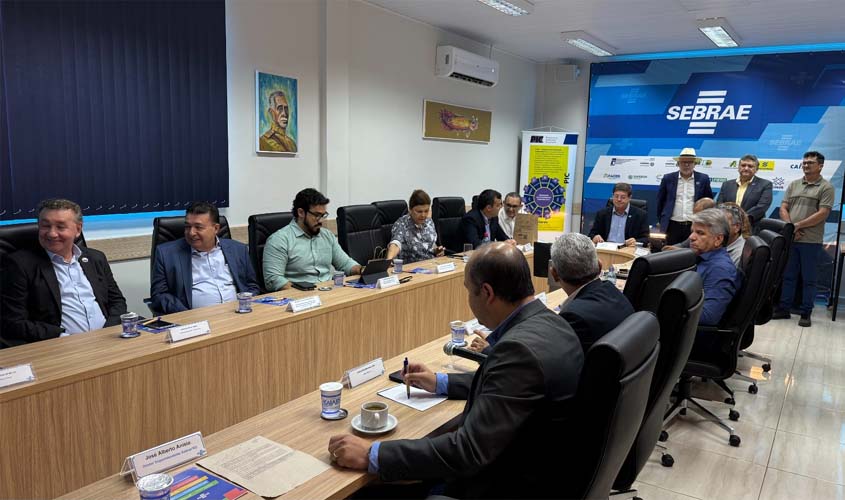 Sebrae e Prefeitura incentivam turismo na Resex Cuniã