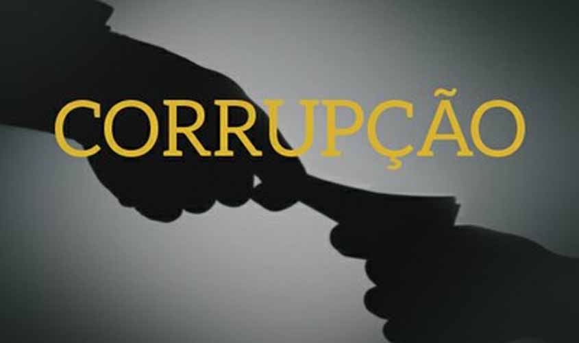 MPF confirma denúncia contra ex-senador por manter funcionário fantasma