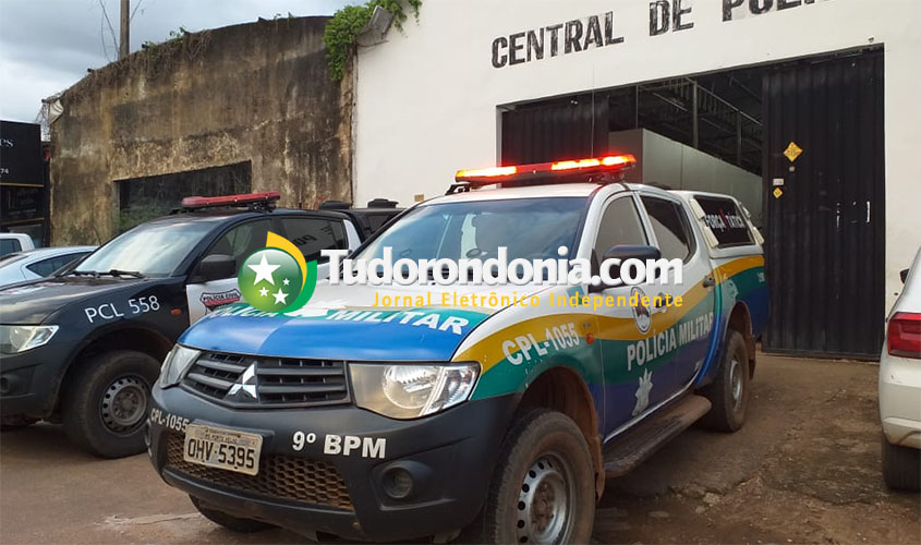 Homem é roubado na porta do banco e bandidos levam quase R$ 7 mil