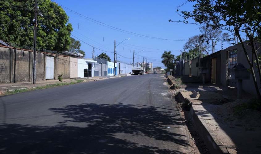 Obras de pavimentação são concluídas em ruas do bairro Floresta e Nova Floresta
