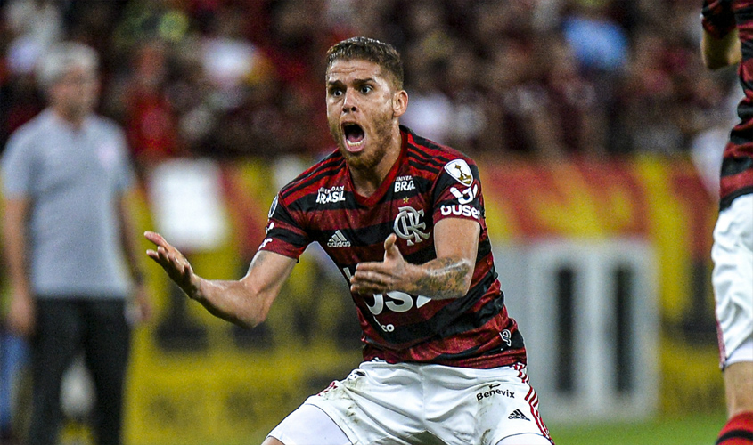 Flamengo reintegra volante Cuéllar