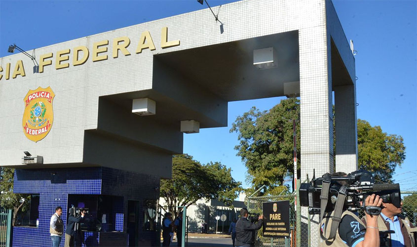 PF faz operação contra narcotráfico na fronteira