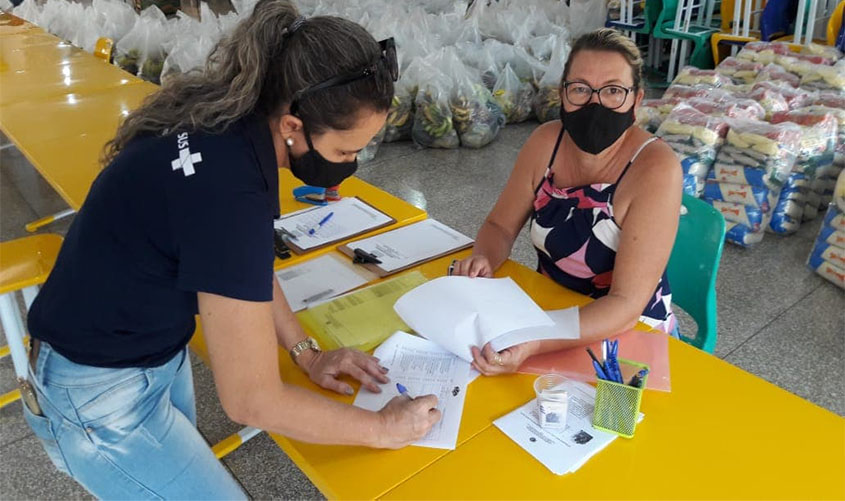 Kits alimentação estão sendo distribuídos em Pimenta Bueno