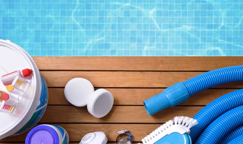 Auxiliar de serviços gerais não receberá acúmulo de função por cuidar de piscina