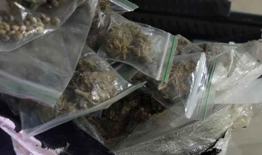 POLÍCIA MILITAR APREENDE DROGAS E PRENDE SUSPEITO APÓS FUGA EM ARIQUEMES