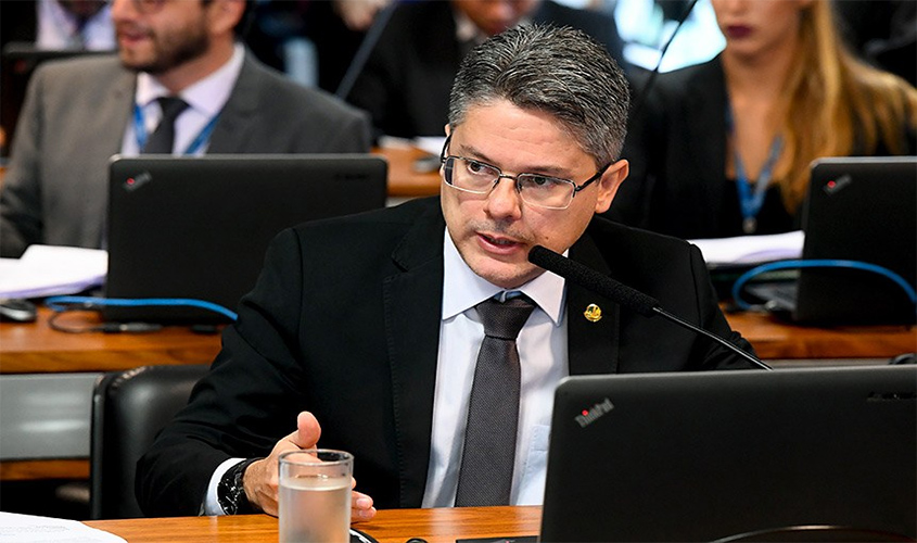 CDH aprova sugestão legislativa para uso medicinal da maconha