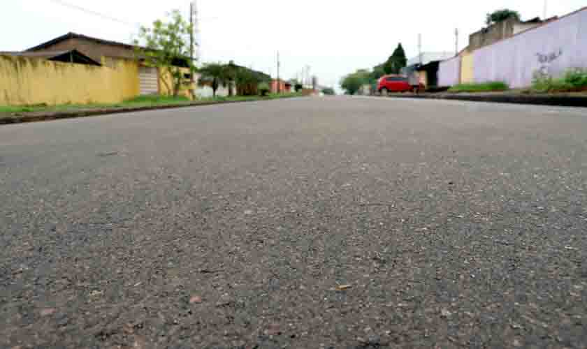 Rua Getúlio Vargas passa por recapeamento