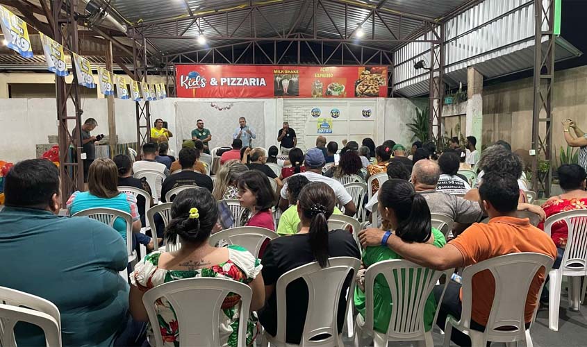 Fogaça reforça compromissos em reuniões em Candeias do Jamari e Bairro Planalto II