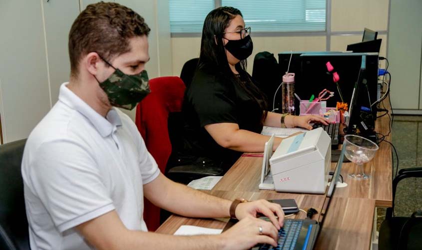 Servidores criam novas perspectivas profissionais; setor público avança em desenvolvimento