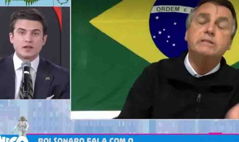 Bolsonaro abandona entrevista no Pânico da Jovem Pan após baixaria entre apresentadores (vídeo)