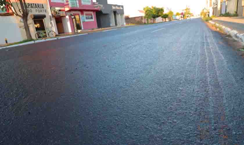 Rua Abunã ganha recapeamento asfáltico 