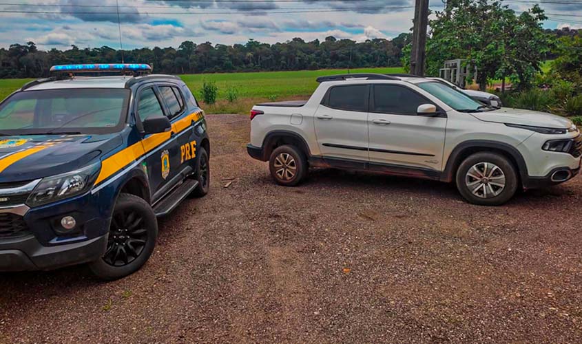 Em Vilhena/RO, PRF recupera caminhonete roubada em São Paulo