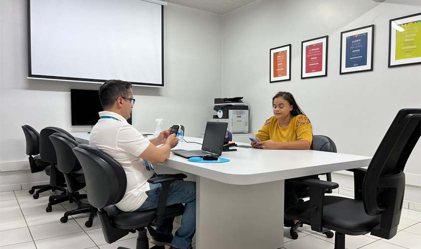 Energisa manda equipe de reforço para atender instabilidade elétrica em Nova Mamoré