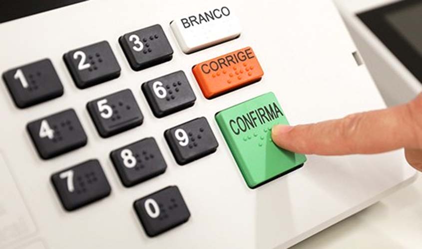 Brasil tem a maior eleição informatizada do mundo