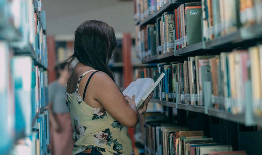 Biblioteca Francisco Meirelles lança projeto itinerante na Semana Nacional do Livro