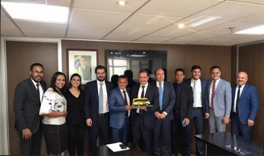 Presidente do FNDE faz compromisso de priorizar Porto Velho