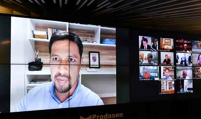 Senado aprova projeto que aumenta pena para fraudes em meio eletrônico; texto vai à Câmara  