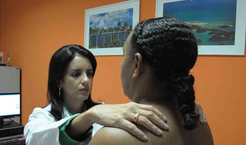 Propostas de atenção a pacientes de câncer de mama marcam dia de luta contra a doença  
