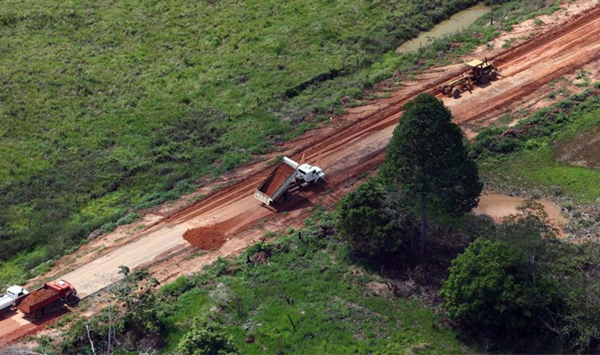 Governo federal pretende asfaltar BR-319