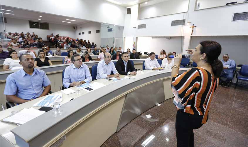Escola do Legislativo realiza capacitação para novos parlamentares e assessores