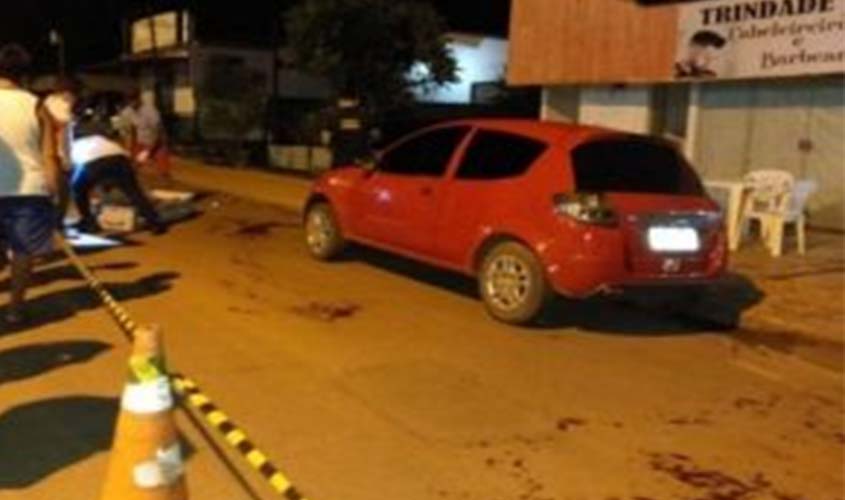 Jovem é morto degolado na frente de lanchonete 