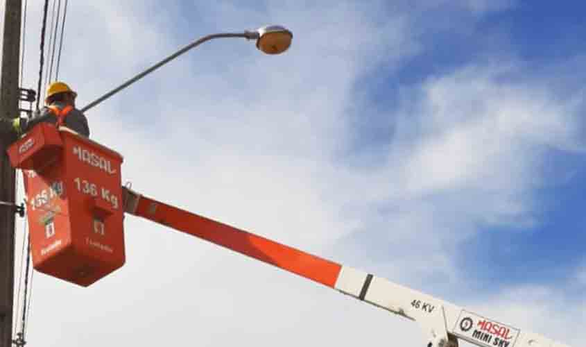 Prefeitura realiza manutenção na iluminação do Cristal da Calama