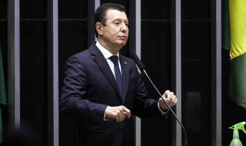 Projeto acaba com aposentadoria compulsória de magistrado que comete falha grave  