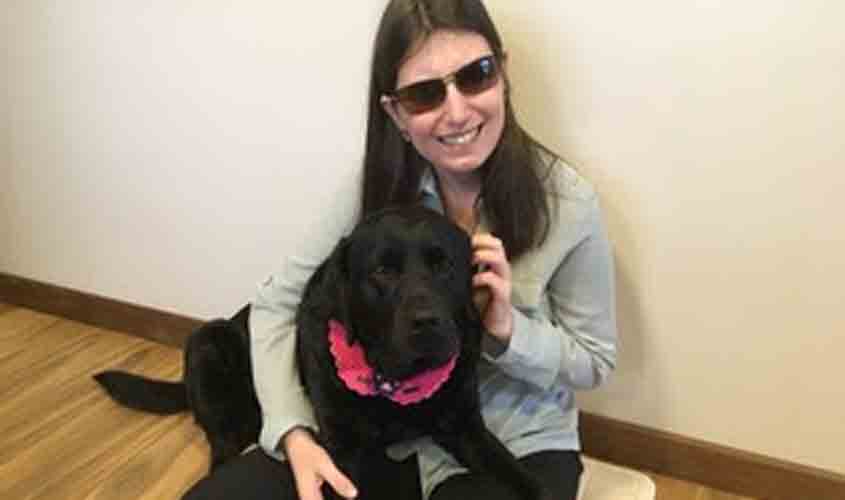 Ex-atriz da Globo fala sobre Direito no seu canal no Youtube