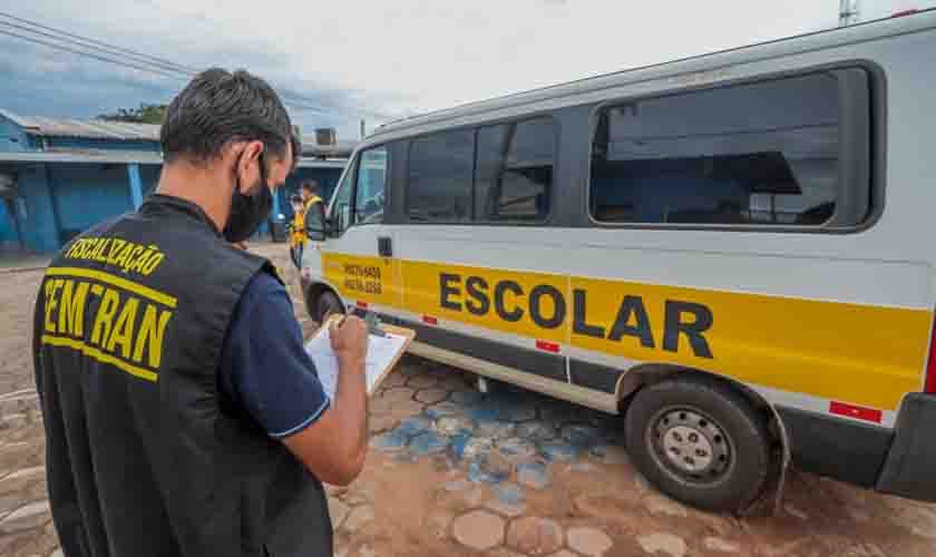 Prestadores de serviços de transporte escolar remunerado devem regularizar a documentação