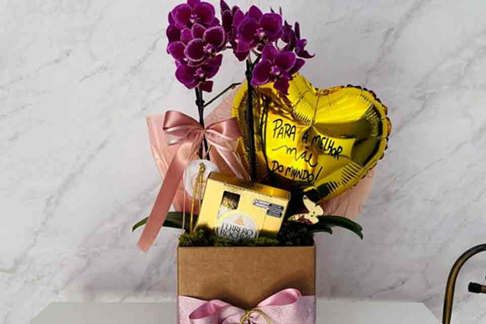 Orquestrando harmonia: combinações de orquídeas em buquês