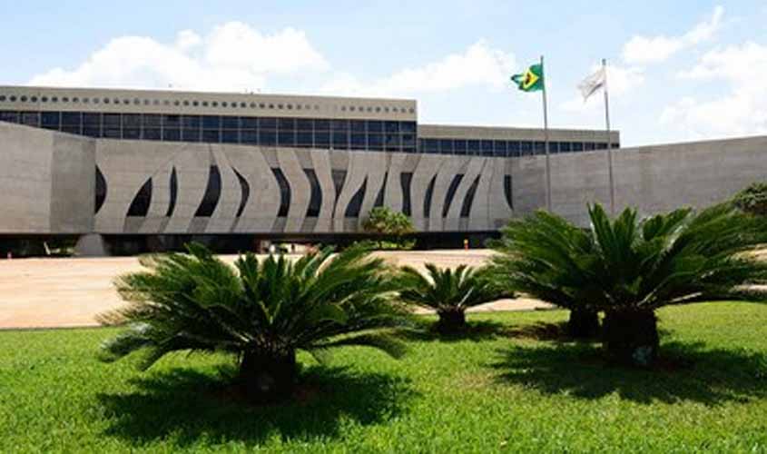 Demora em fila de banco não gera dano moral individual para consumidor, decide Quarta Turma do STJ ao julgar caso de Rondônia