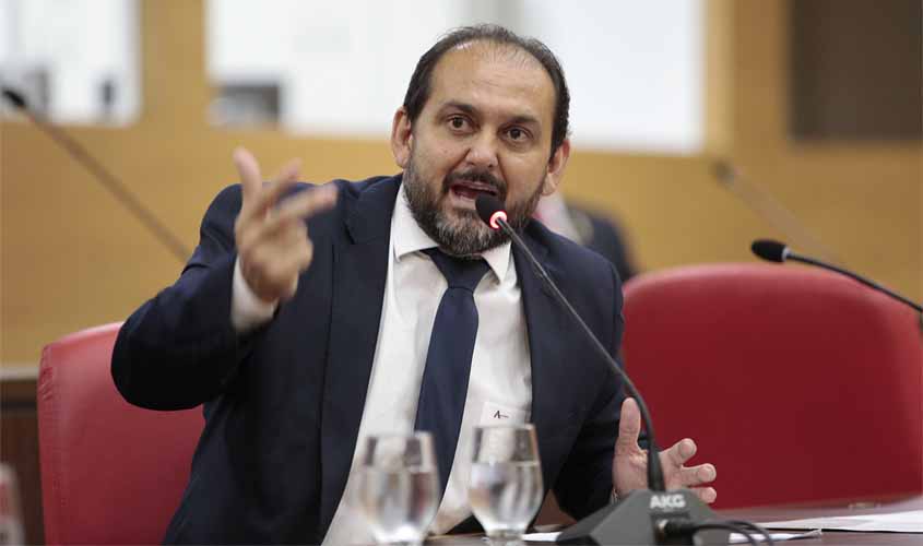 Presidente da ALE cobra medidas para implantação do projeto Dignidade e Cidadania