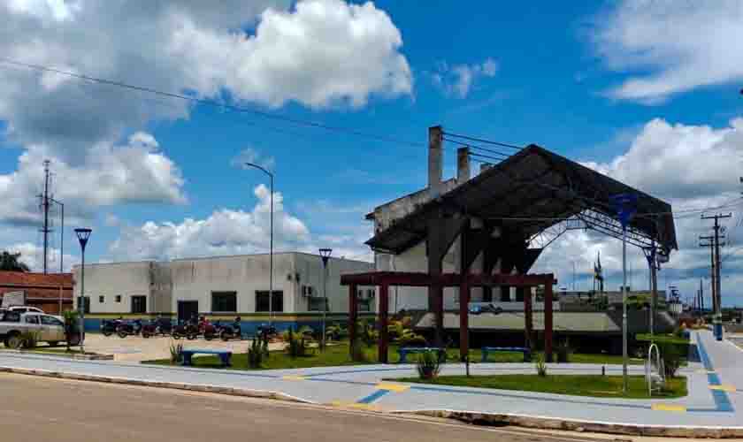 Governo investe em urbanização e estacionamento do Complexo Administrativo em Presidente Médici