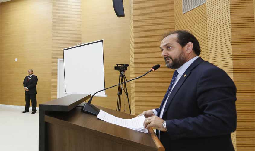 Presidente Laerte Gomes apresenta projeto de lei que cria Dia do Rondoniense