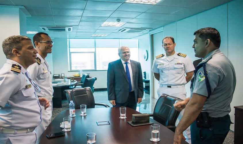 Executivo e Marinha destacam pujança do Estado como corredor fluvial da produção agropecuária e reforçam parceria com novo comando da Delegacia Fluvial de Porto Velho