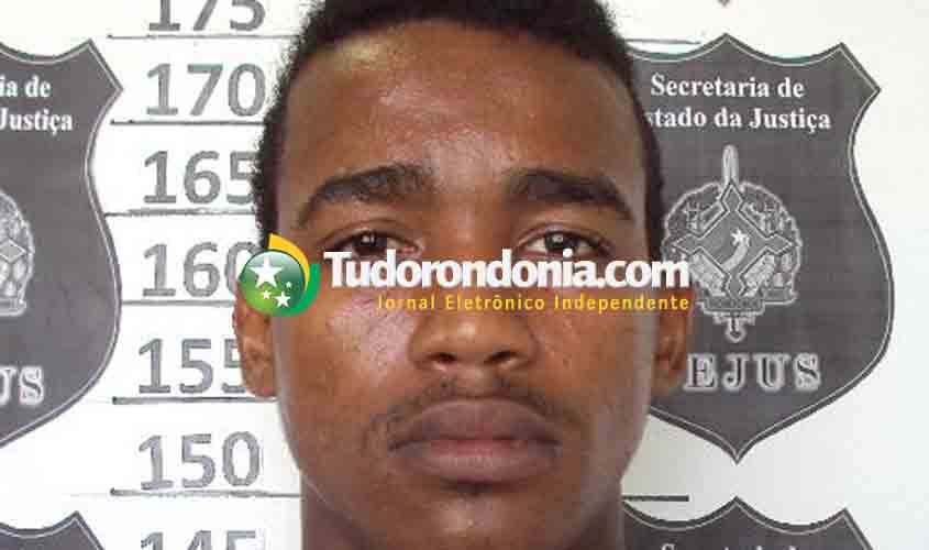 Jovem monitorado por tornozeleira eletrônica é executado na frente de casa