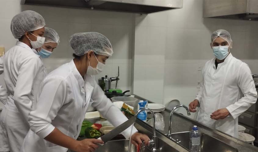 UNESC se destaca com maior laboratório de técnica dietética da região