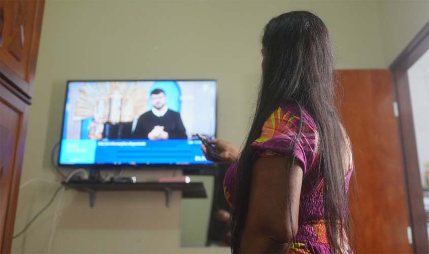 Em Rondônia, canais da nova parabólica digital trazem filmes e programas especiais para o feriadão